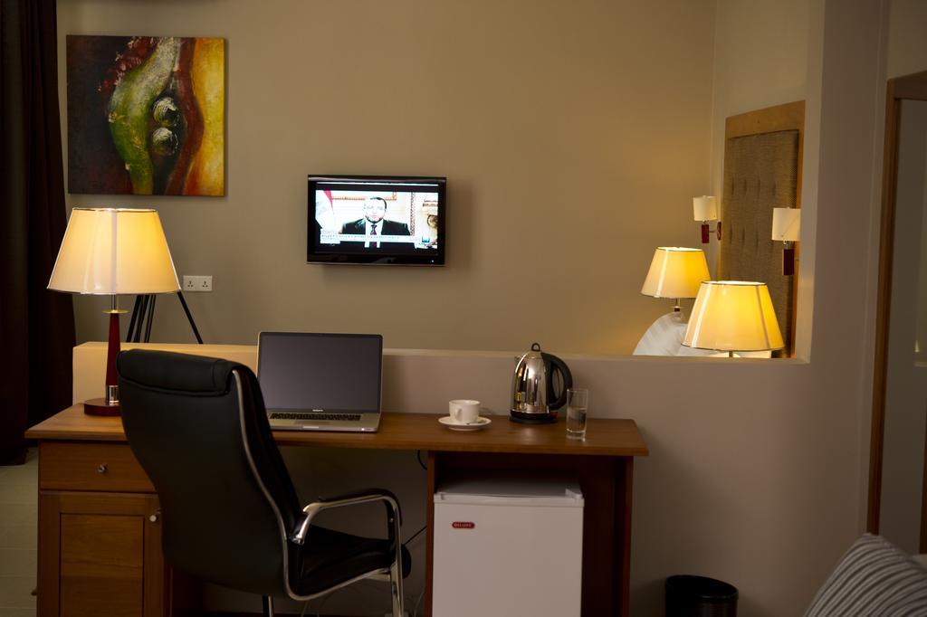 Seascape Hotel 다르에스살람 외부 사진
