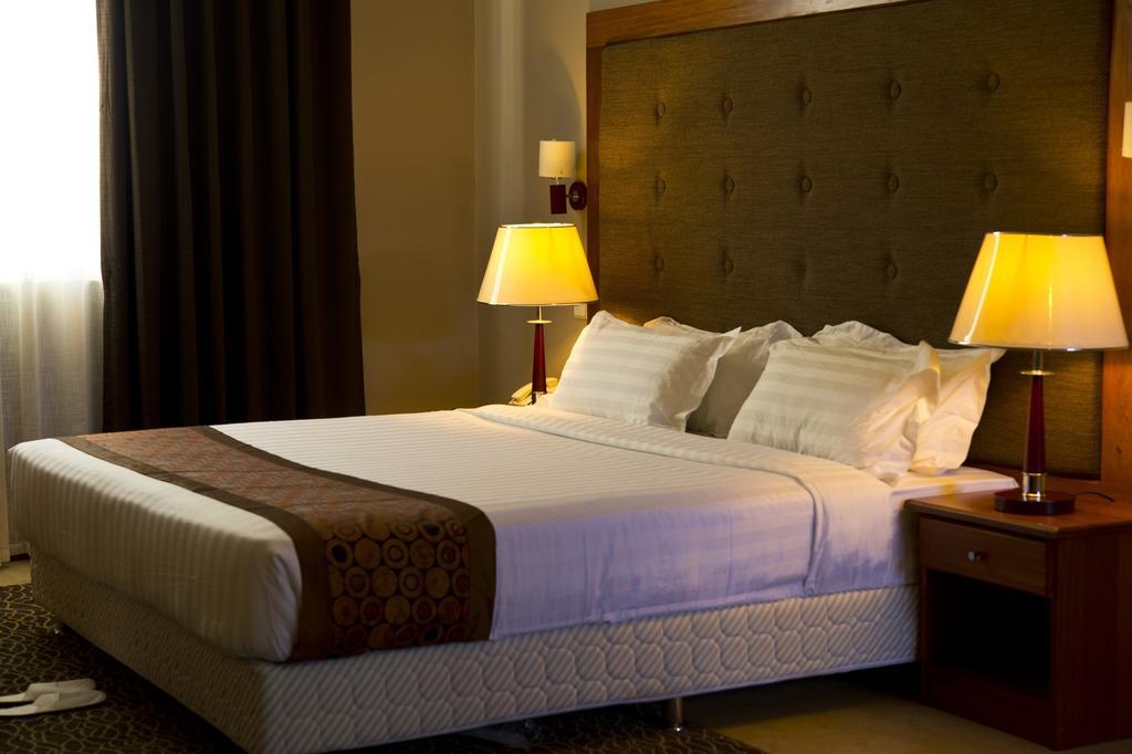 Seascape Hotel 다르에스살람 외부 사진