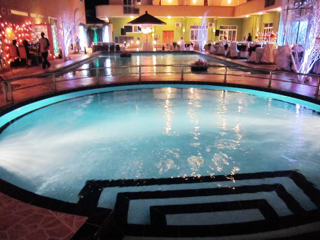 Seascape Hotel 다르에스살람 외부 사진