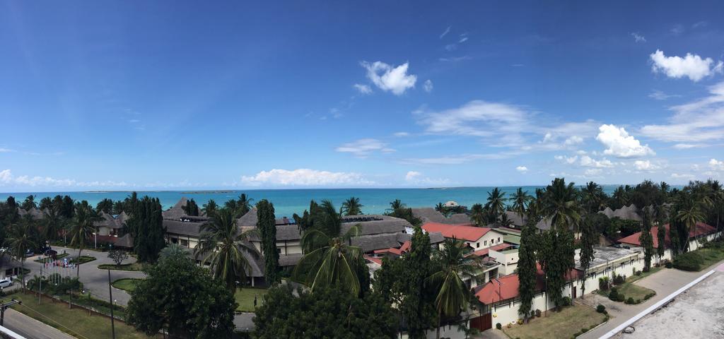 Seascape Hotel 다르에스살람 외부 사진