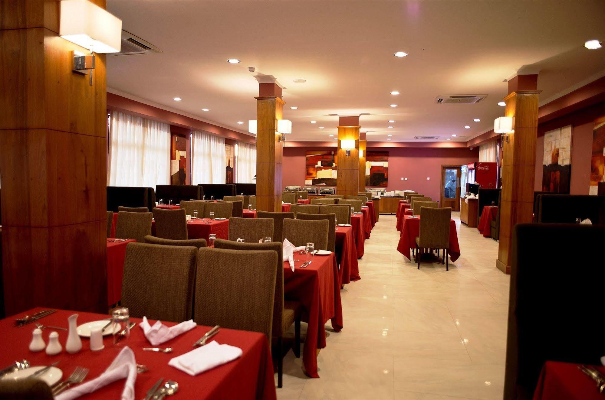 Seascape Hotel 다르에스살람 외부 사진